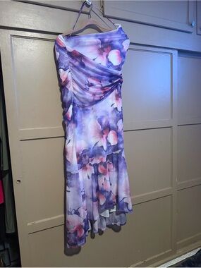 One shoulder, mermaid style dress